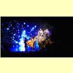entertain18239.jpg
